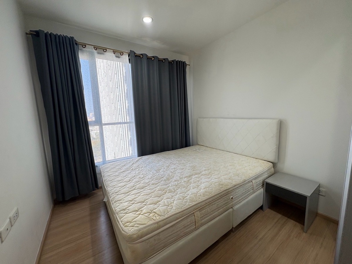 For RentCondoRama9, Petchburi, RCA : Condo for rent The Base Rama 9 - Ramkhamhaeng