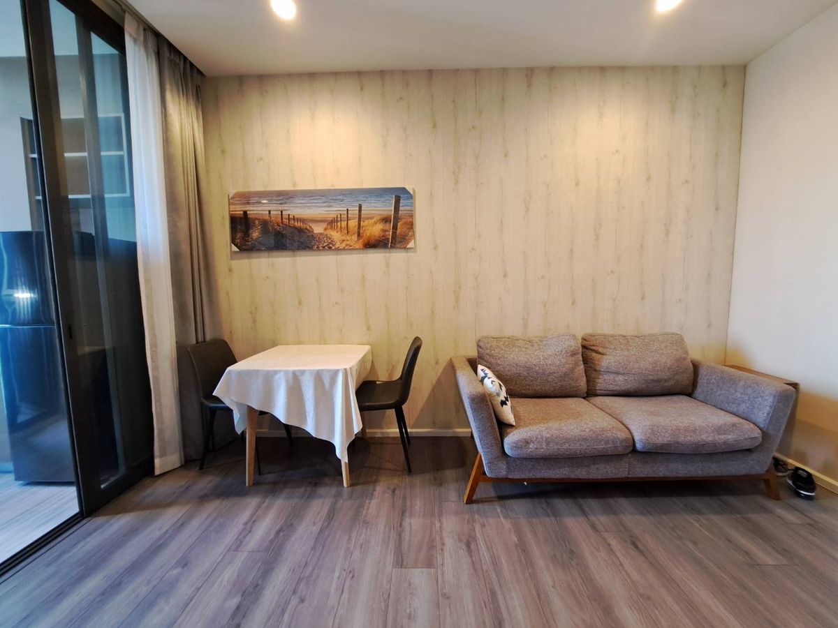 For RentCondoOnnut, Udomsuk : Whizdom Essence Punnawithi BTS next to True Digital building