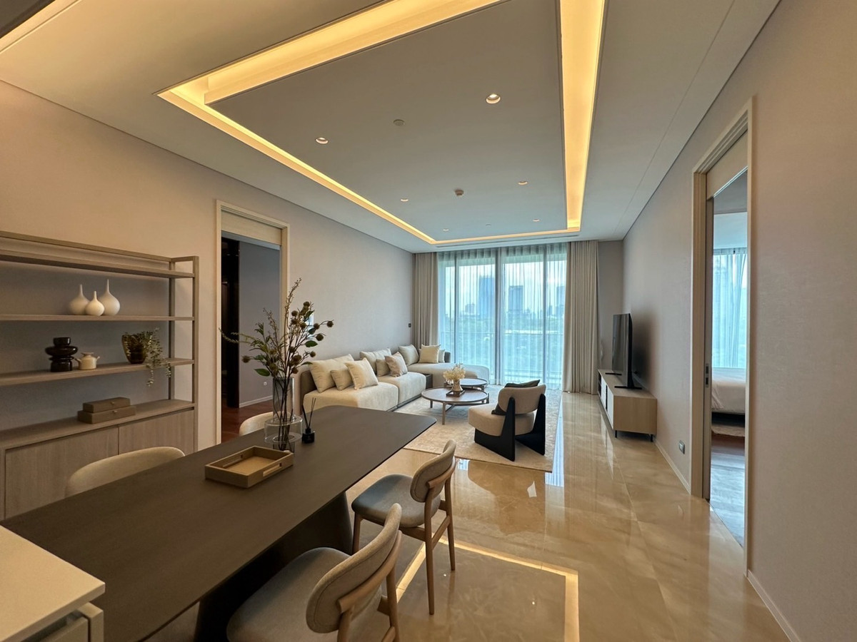 +++ Urgent rent +++ The Residences @ Sindhorn Kempinski Hotel Bangkok** 2 bedrooms, 139 sq m., complete functions, ready to move in. Loading...