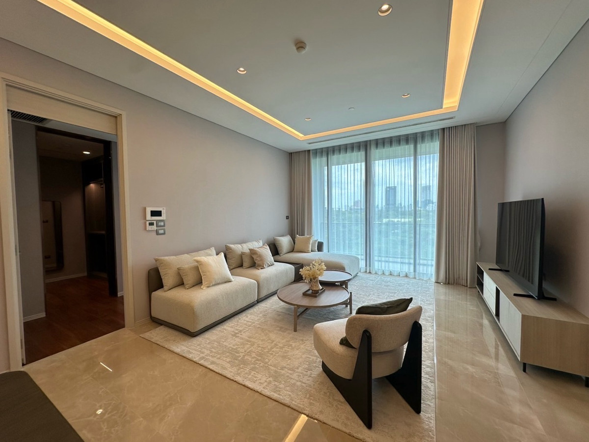 +++ Urgent rent +++ The Residences @ Sindhorn Kempinski Hotel Bangkok** 2 bedrooms, 139 sq m., complete functions, ready to move in. Loading...