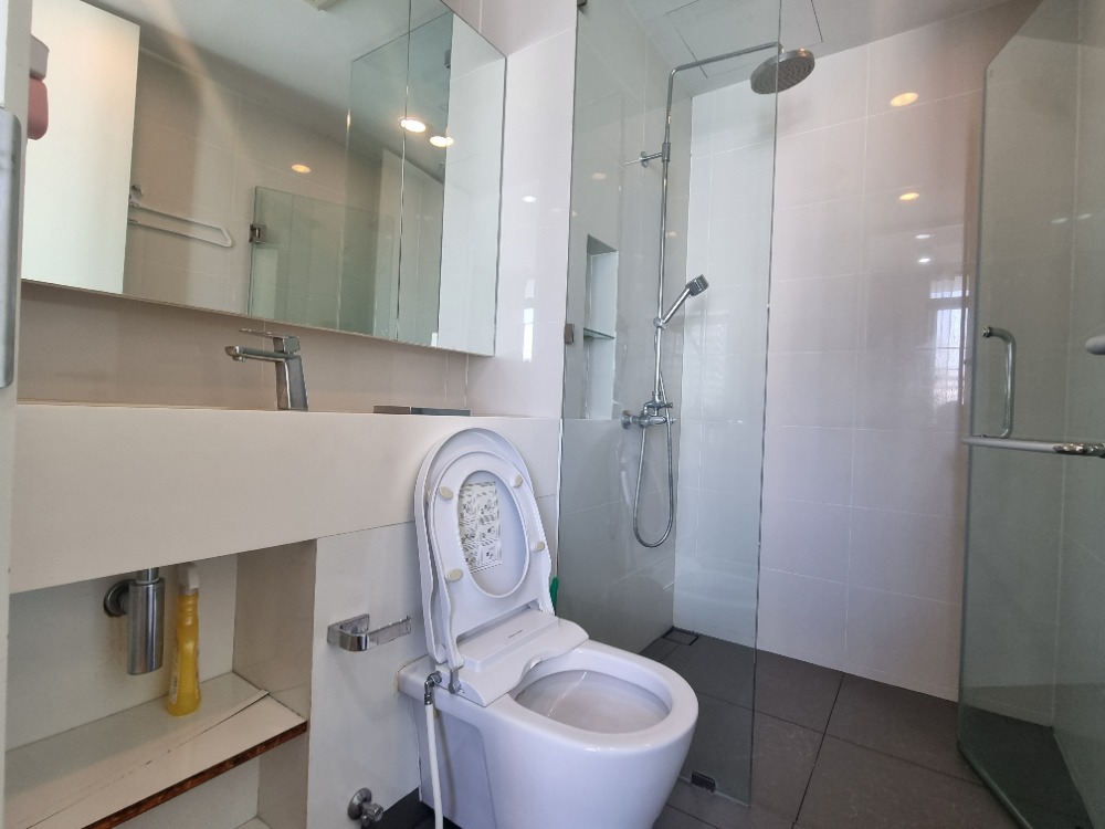 For SaleCondoSilom, Saladaeng, Bangrak : 🔥Sell Condo Siamese Surawong Size 77 Sqm. Fully furnished