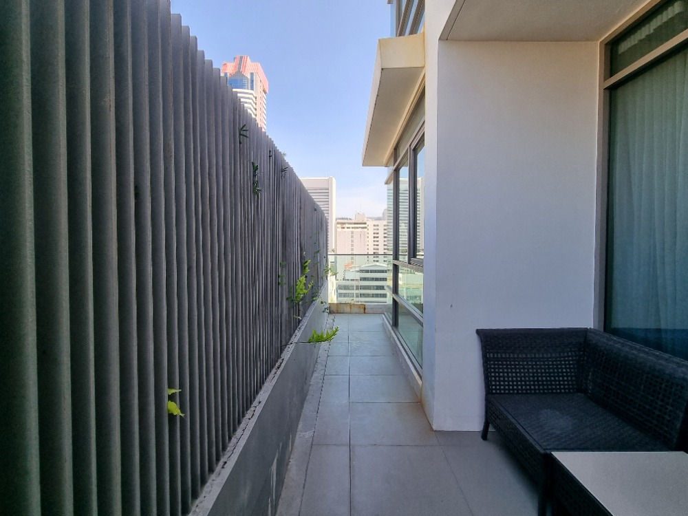 For SaleCondoSilom, Saladaeng, Bangrak : 🔥Sell Condo Siamese Surawong Size 77 Sqm. Fully furnished