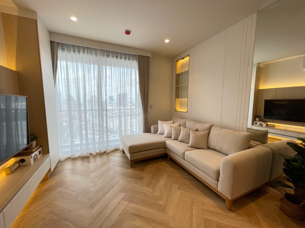 ให้เช่าคอนโดลาดพร้าว เซ็นทรัลลาดพร้าว : ให้เช่า หรือขาย Condo Maru Ladprao 15 ขนาด 2 นอน 2 น้ำ ห้อง 56.61 ตร.ม. ไม่ติดกับห้องอื่น ติด MRT