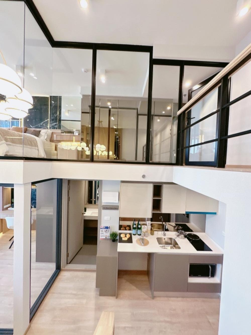 For SaleCondoRama9, Petchburi, RCA : Guaranteed best price 6️⃣.6️⃣ Two-story room, free down payment 0️⃣ baht, free all expenses.