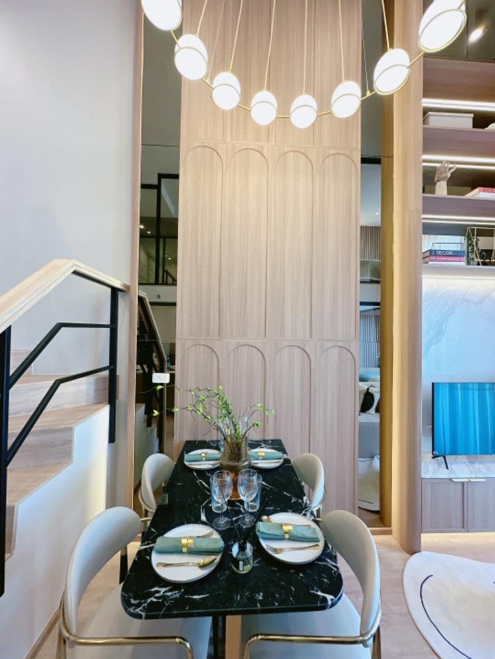 For SaleCondoRama9, Petchburi, RCA : Guaranteed best price 6️⃣.6️⃣ Two-story room, free down payment 0️⃣ baht, free all expenses.