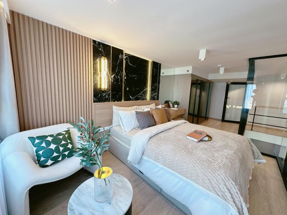 For SaleCondoRama9, Petchburi, RCA : Guaranteed best price 6️⃣.6️⃣ Two-story room, free down payment 0️⃣ baht, free all expenses.