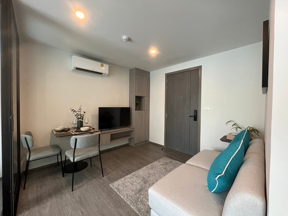 ให้เช่าคอนโดพัทยา บางแสน ชลบุรี สัตหีบ : ให้เช่าคอนโด บริกซ์ตัน แคมปัส บางแสน ติด ม.บูรพา 2 ห้องนอน 1 ห้องน้ำ 36 ตร.ม. @ บริกซ์ตัน แคมปัส บางแสน Brixton Campus Bangsaen