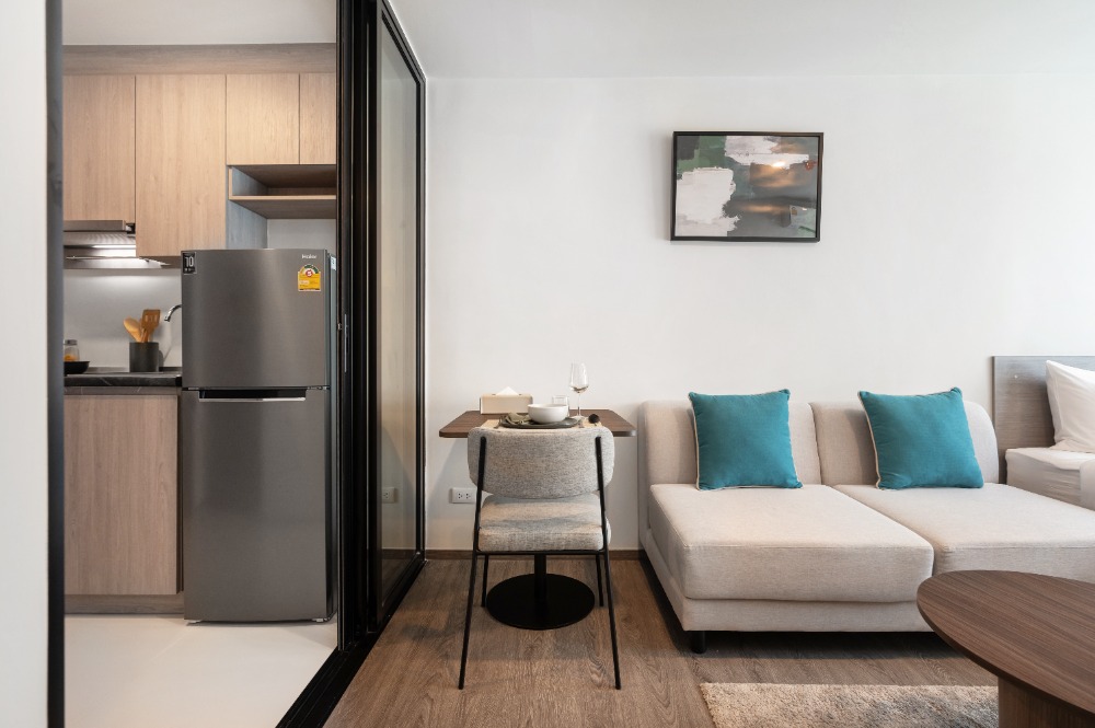 ให้เช่าคอนโดพัทยา บางแสน ชลบุรี สัตหีบ : ให้เช่าคอนโด บริกซ์ตัน แคมปัส บางแสน ติด ม.บูรพา 1 ห้องนอน 27 ตร.ม. Smart Closet @ บริกซ์ตัน แคมปัส บางแสน Brixton Campus Bangsaen