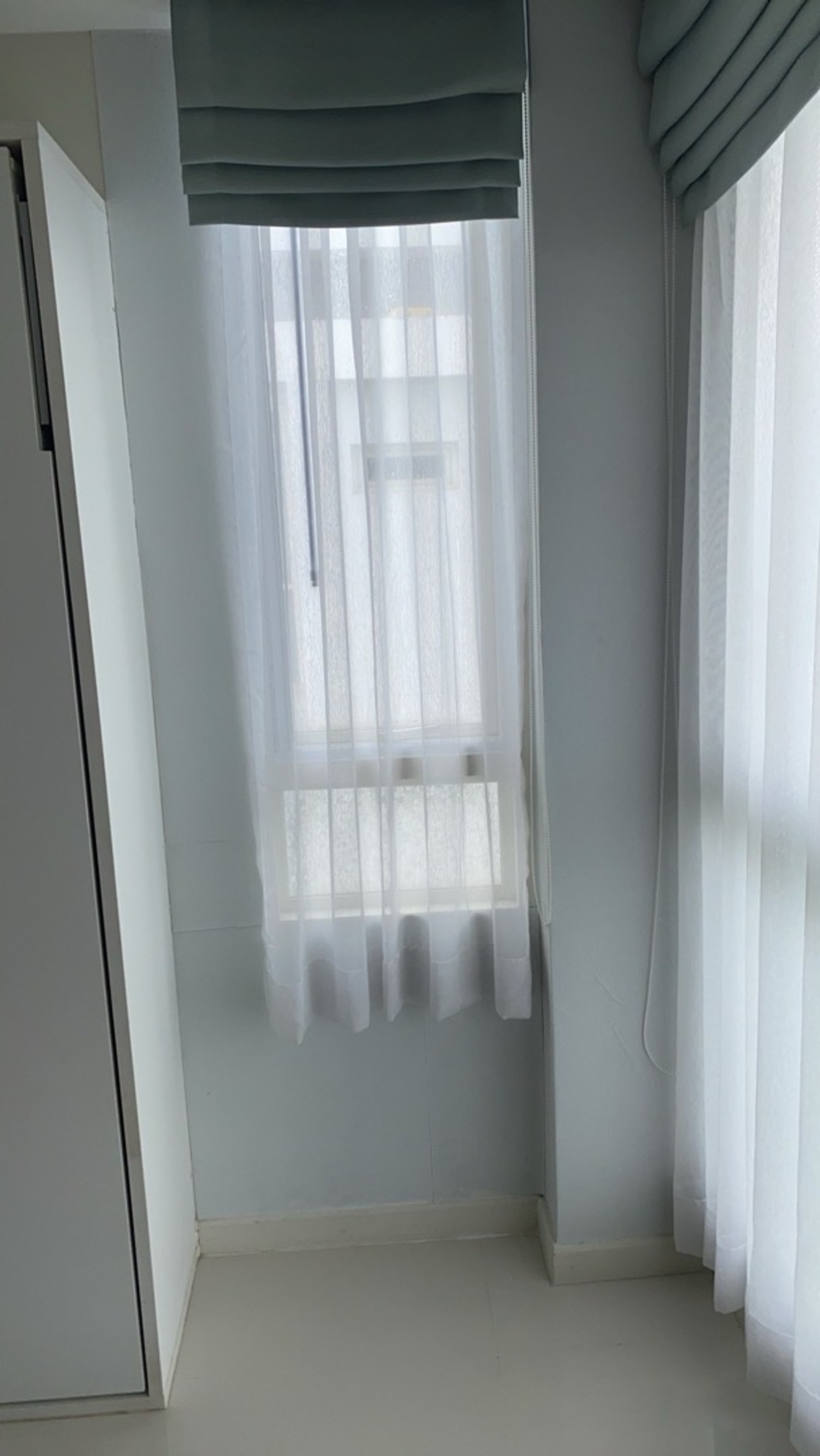 For RentCondoPattanakan, Srinakarin : 🚩 New Building 4 #Element Srinakarin Room almost 1 hrs. 1 Water. Beautiful room. There is an electric stove. Washing machine. Contact Aunt Mam 0992982923 LINEID: 0644740951 SOM4/1/19