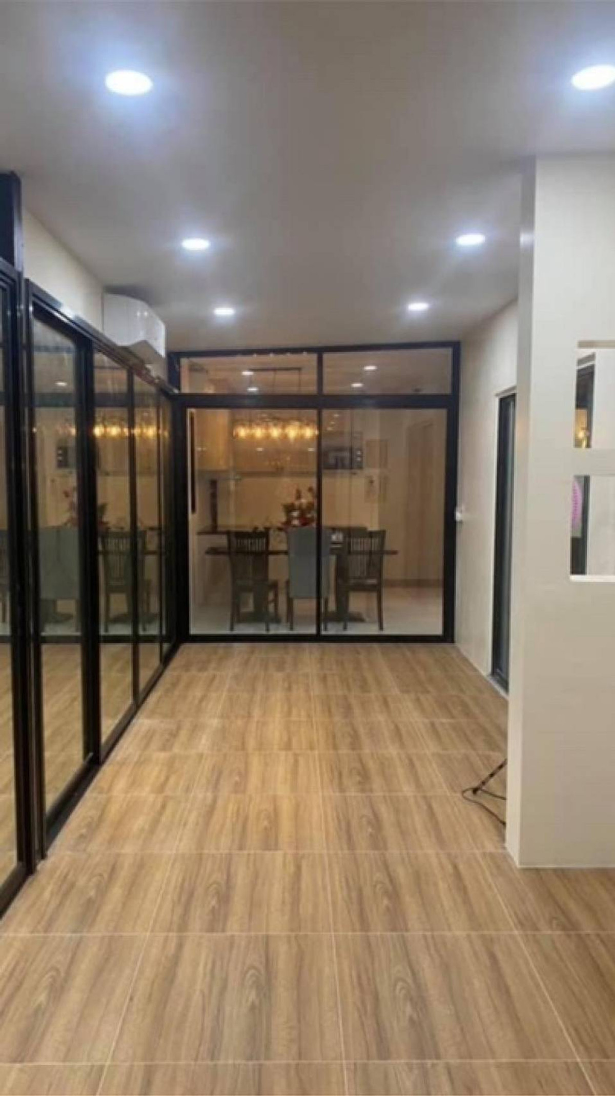 For RentTownhomePattanakan, Srinakarin : Single house for rent, Pleno Rama 9 - Krungthep Kreetha, near Sarasas Romklao School, just 11 minutes.