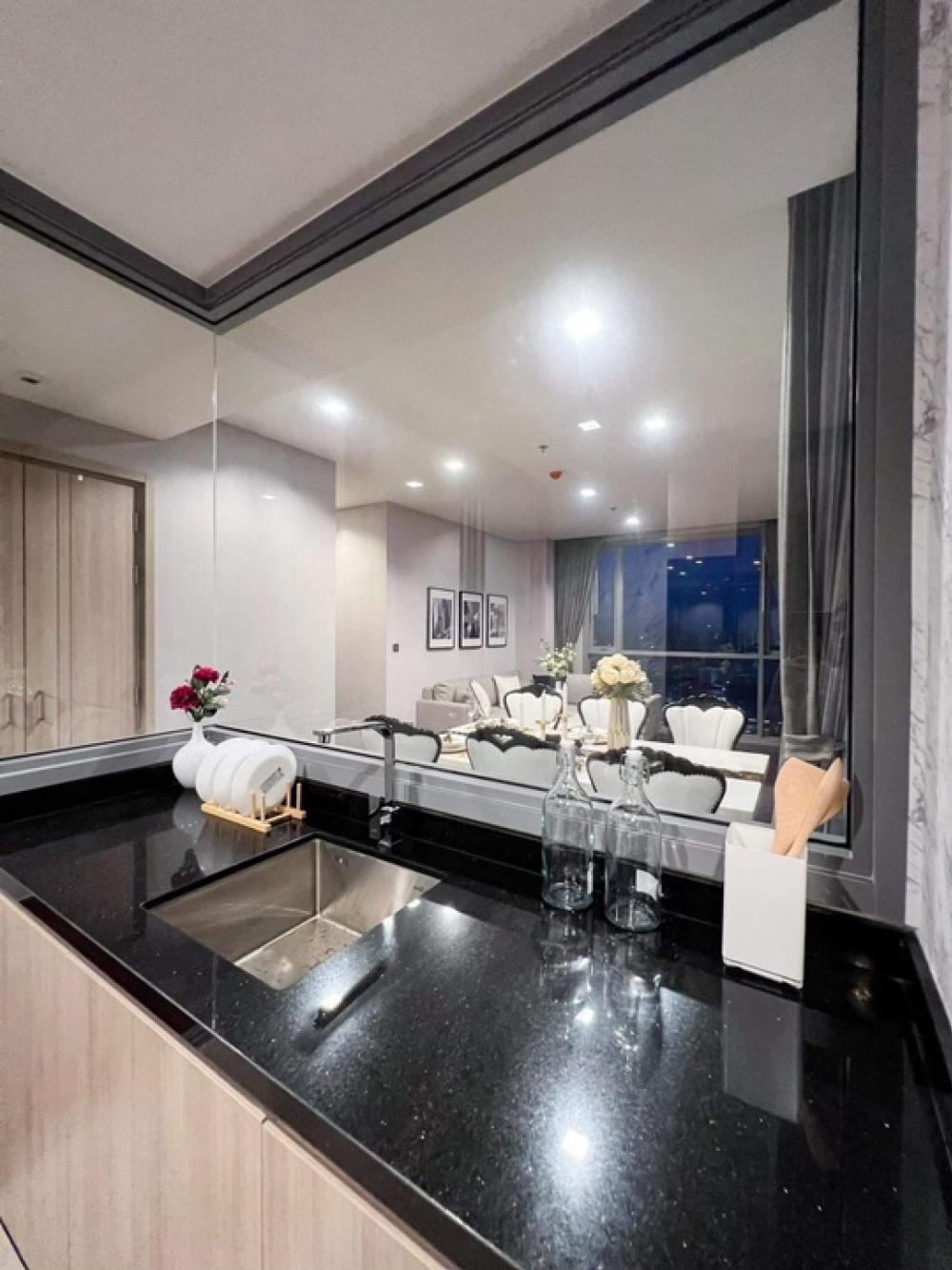 ขายคอนโดราชเทวี พญาไท : 📢👇 Only a few units of 2-beds, 80 sqm at The Line Ratchathewi with charming nice modern , fully furnished, near Siam square