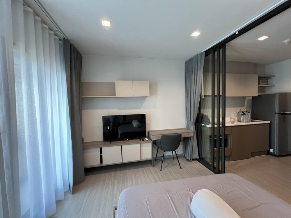 For RentCondoThaphra, Talat Phlu, Wutthakat : 🌈For Rent / Condo for rent, Life Sathorn Sierra, complete with furniture and electrical appliances.