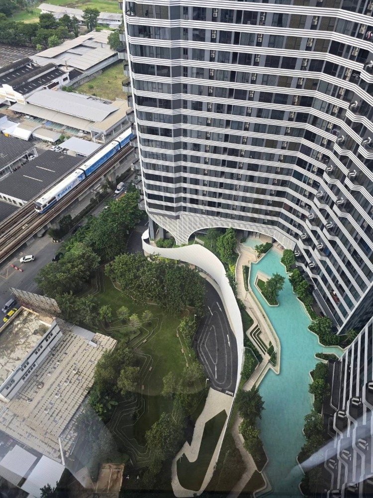 For RentCondoBangna, Bearing, Lasalle : FOR RENT✨️NEW 📍 IDEO MOBI SUKHUMVIT EASTPOINT @BTS bangna1BEDROOM 39 SQM14 FLOOR. READY TO MOVE IN 💼18,000 BATH PER MONTH.✅️PLEASE CONTACT : KHUN OIL 098 292 4151APPOINTMENT : https://line.me/ti/p/RETg6LPXWb