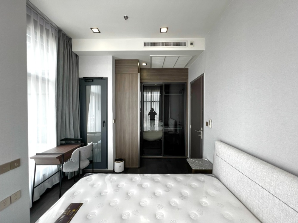 For RentCondoRatchathewi,Phayathai : Conner Ratchathewi, luxurious condo in the city center, 1 Bed Simplex, 33rd floor, only 40k!