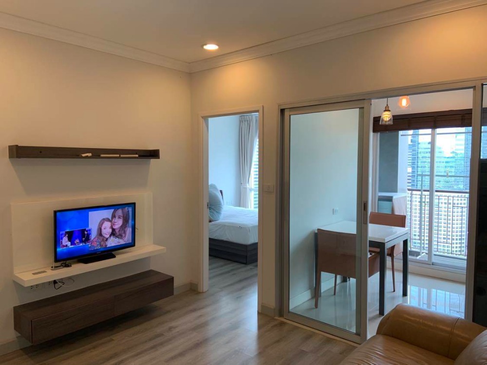 For RentCondoSathorn, Narathiwat : For rent 📌Centric sathorn st.louis📌 Furniture, complete electrical appliances, near BTS St. Louis.