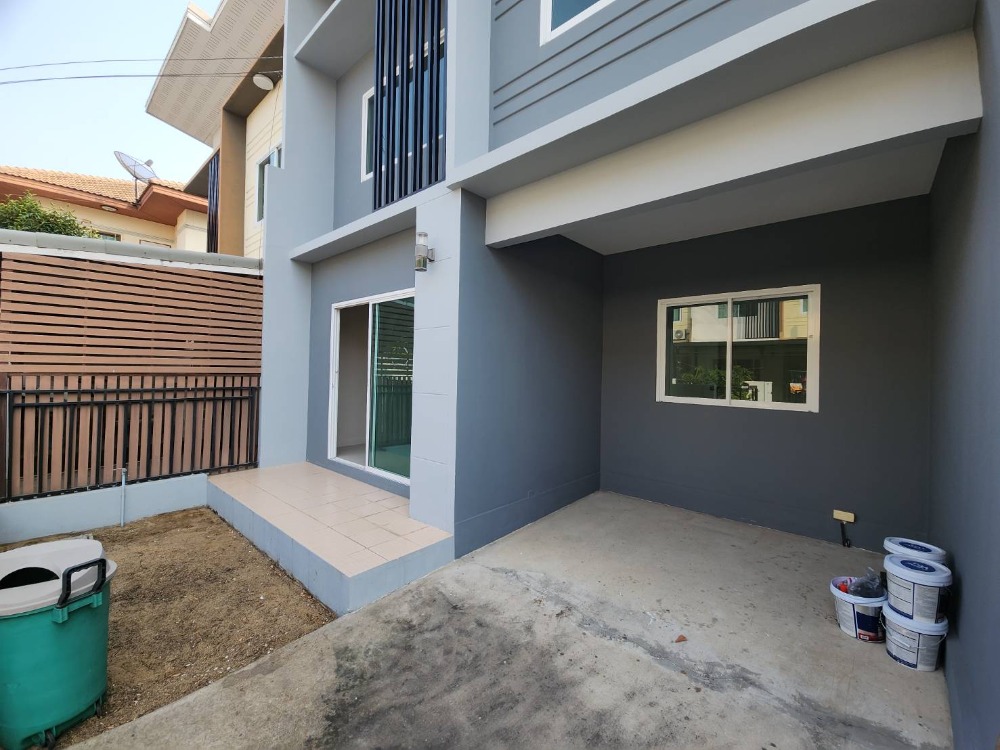 ให้เช่าทาวน์โฮมนนทบุรี บางใหญ่ บางบัวทอง : ให้เช่าทาวน์โฮม เดอะโมดิช บางบัวทอง ใกล้ โรงเรียนสารสาสน์วิเทศ บางบัวทอง เพียง 4 นาที