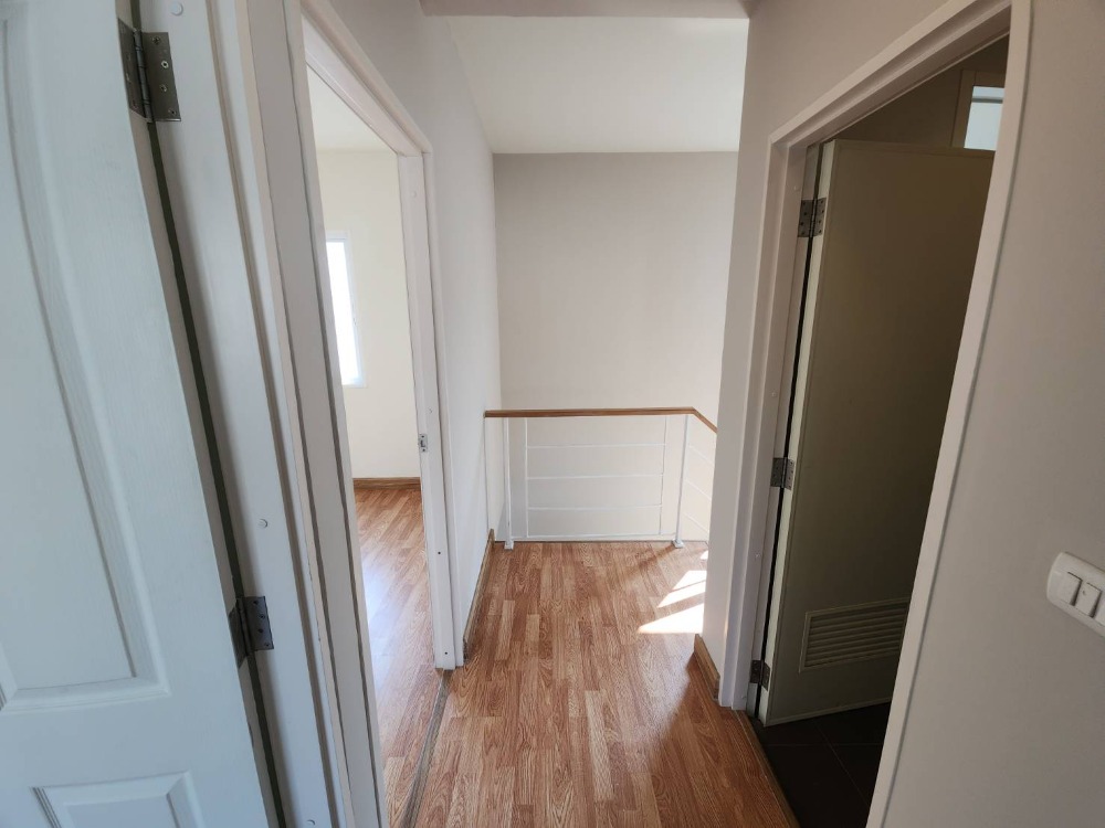 ให้เช่าทาวน์โฮมนนทบุรี บางใหญ่ บางบัวทอง : ให้เช่าทาวน์โฮม เดอะโมดิช บางบัวทอง ใกล้ โรงเรียนสารสาสน์วิเทศ บางบัวทอง เพียง 4 นาที