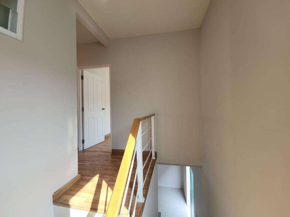 ให้เช่าทาวน์โฮมนนทบุรี บางใหญ่ บางบัวทอง : ให้เช่าทาวน์โฮม เดอะโมดิช บางบัวทอง ใกล้ โรงเรียนสารสาสน์วิเทศ บางบัวทอง เพียง 4 นาที