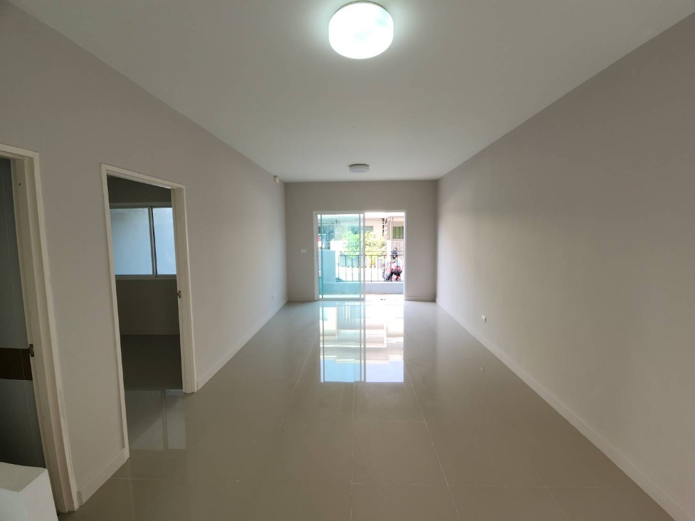 ให้เช่าทาวน์โฮมนนทบุรี บางใหญ่ บางบัวทอง : ให้เช่าทาวน์โฮม เดอะโมดิช บางบัวทอง ใกล้ โรงเรียนสารสาสน์วิเทศ บางบัวทอง เพียง 4 นาที