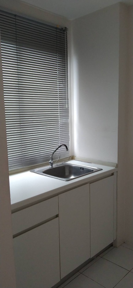 ขายคอนโดบางนา แบริ่ง ลาซาล : ขาย บี คอนโด บางนา 🔥อยู่เองก็ดี ปล่อยเช่าก็คุ้ม! ราคาดี ทำเลเยี่ยม ใกล้ BTSบางนา! 🔥