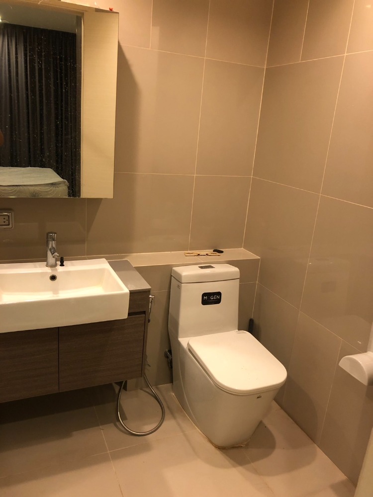 For RentCondoRatchadapisek, Huaikwang, Suttisan : Quinn Ratchada 17 🚋 MRT Suthisan 🔥 Rental price only 16,000 🔥 Line : @pukkhome (with @)