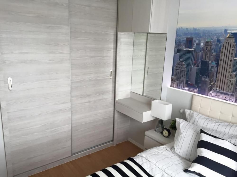 For RentCondoPattanakan, Srinakarin : Beautiful room for rent 🌈✨ Lumpini Place Srinakarin - Hua Mak Station, 23rd floor, Building A, size 32.5 sq m, ready to move in 🔥, near Airport Link Hua Mak