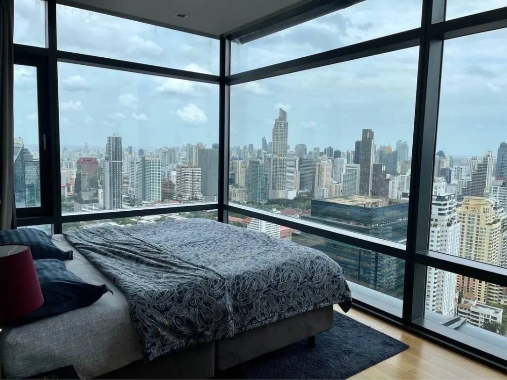 For SaleCondoRama9, Petchburi, RCA : S-CLPY103  Circle Living Prototype, 40th floor, city view, 84 sq m., 2 bedrooms, 2 bathrooms, 16million. 064-959-8900