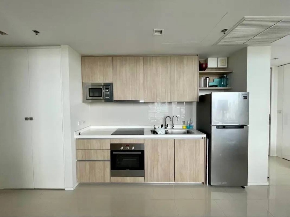 For SaleCondoRama9, Petchburi, RCA : S-CLPY103  Circle Living Prototype, 40th floor, city view, 84 sq m., 2 bedrooms, 2 bathrooms, 16million. 064-959-8900