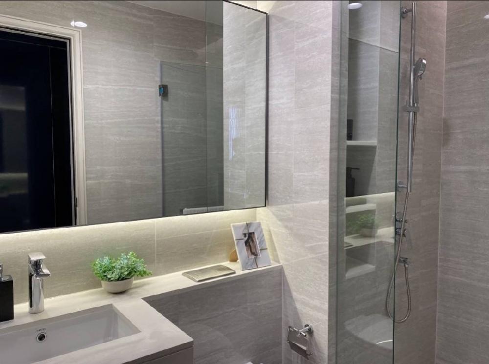 ขายคอนโดสาทร นราธิวาส : 🔥𝐒𝐔𝐏𝐄𝐑 𝐃𝐄𝐀𝐋🔥 𝐀𝐧𝐢𝐥 𝐒𝐚𝐭𝐡𝐨𝐫𝐧 𝟏𝟐 Super Luxury คอนโดมิเนียม ตัวแรก จาก Grand Unity ติด BTS เซนต์หลุยส์  รับประกันราคาดีที่สุด!!  𝟏นอน 𝟏น้ำ เพียง 𝟗.𝟗 ล้าน*📱062-5266590