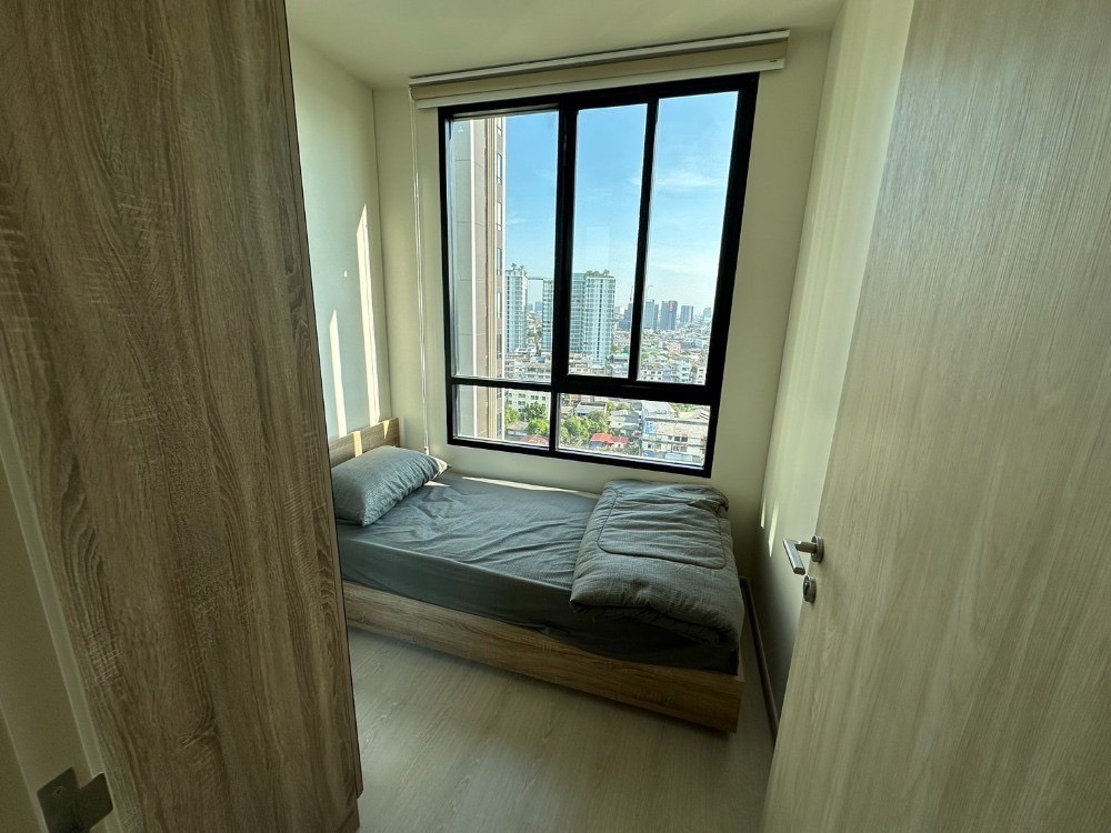 ให้เช่าคอนโดปิ่นเกล้า จรัญสนิทวงศ์ : 👑 NUE Noble Fai Chai - Wang Lang  👑 2bed1bath ห้องตกแต่งน่าอยู่มาก มีเฟอร์นิเจอร์และเครื่องใช้ไฟฟ้าครบ พร้อมย้าย