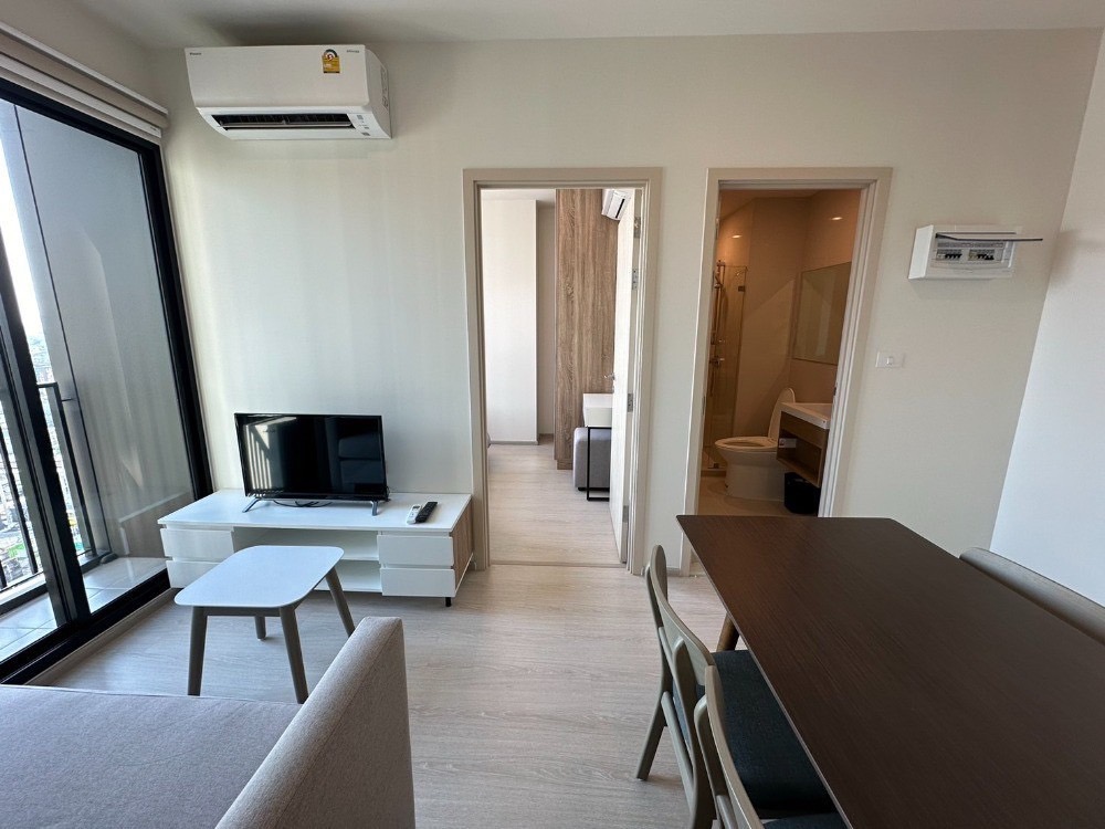 ให้เช่าคอนโดปิ่นเกล้า จรัญสนิทวงศ์ : 👑 NUE Noble Fai Chai - Wang Lang  👑 2bed1bath ห้องตกแต่งน่าอยู่มาก มีเฟอร์นิเจอร์และเครื่องใช้ไฟฟ้าครบ พร้อมย้าย