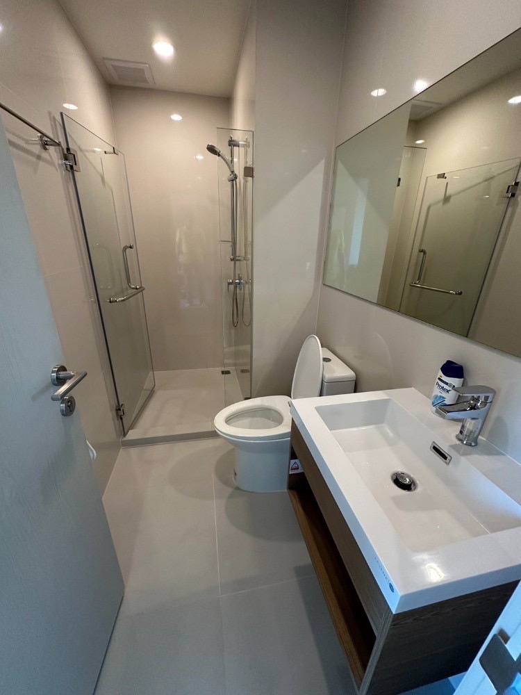 ให้เช่าคอนโดปิ่นเกล้า จรัญสนิทวงศ์ : 👑 NUE Noble Fai Chai - Wang Lang  👑 2bed1bath ห้องตกแต่งน่าอยู่มาก มีเฟอร์นิเจอร์และเครื่องใช้ไฟฟ้าครบ พร้อมย้าย