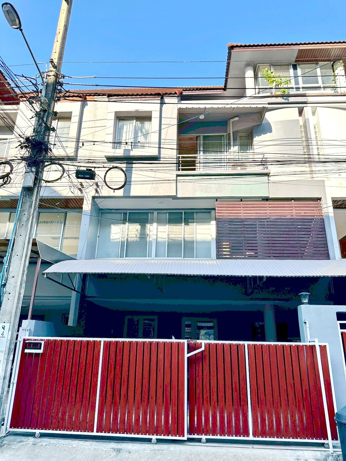 ให้เช่าโฮมออฟฟิศรัชดา ห้วยขวาง : HK0130♛โฮมออฟฟิศ ให้เช่า 3 ห้องนอน⚝รัชดา-ลาดพร้าว♜MRTลาดพร้าว71∞099-5919653,065-9423251▚Line@sureresidence