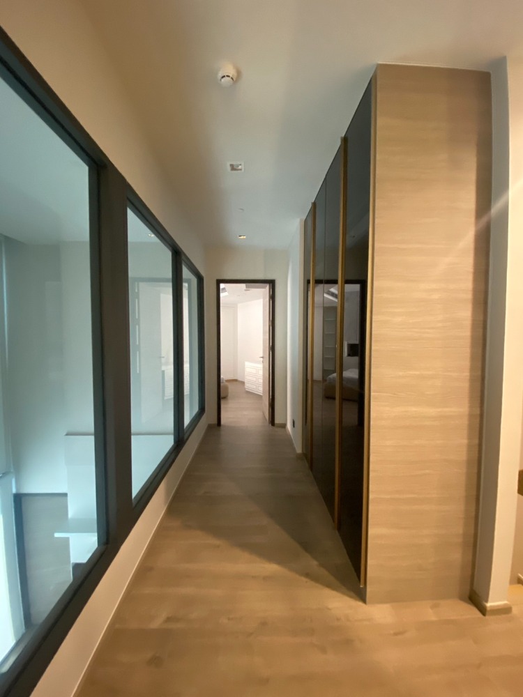 For RentCondoLadprao, Central Ladprao : 2 bedroom duplex for rent, location 5 Lat Phrao intersection.