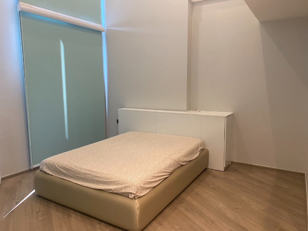 For RentCondoLadprao, Central Ladprao : 2 bedroom duplex for rent, location 5 Lat Phrao intersection.