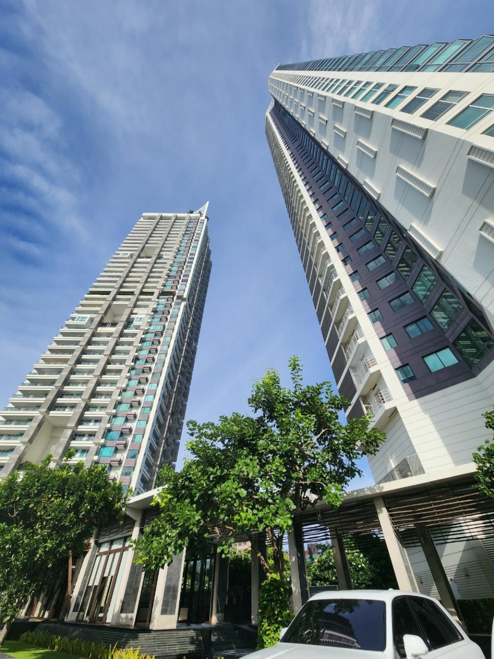 For SaleCondoPattaya, Bangsaen, Chonburi : Urgent sale, Reflection Jomtien, sea view.