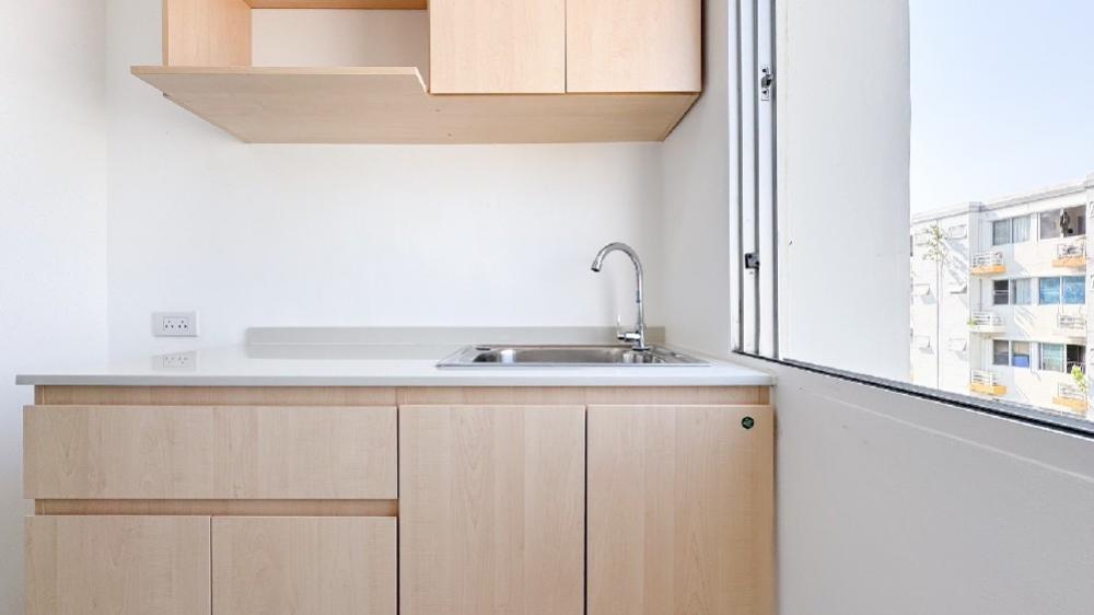 For SaleCondoPinklao, Charansanitwong : Salary 17,000. Ready to become an owner ❤️❤️ Near every workplace. ✨️Because this place is near MRT Bang O ✨️