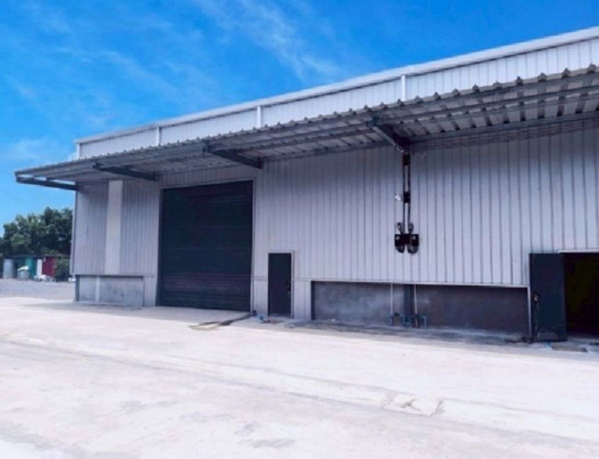 For RentWarehousePathum Thani,Rangsit, Thammasat : Tel. 081-632-0632 Warehouse rental with Khlong Luang Office, Soi Ayara, enter the alley, not 800 square meters deep / near the Thai Trailer Market.