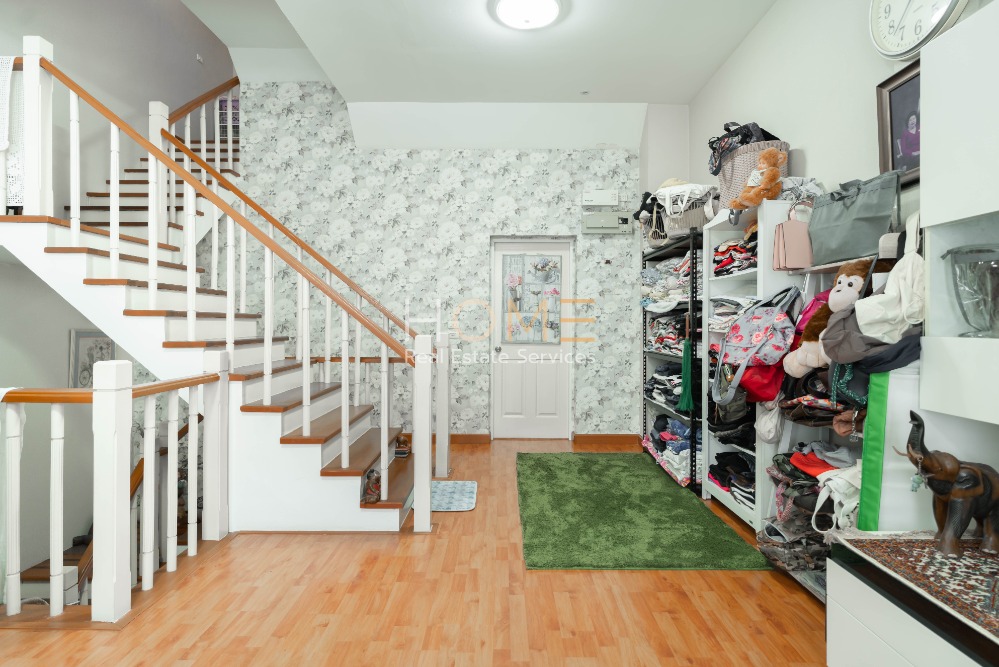 ขายทาวน์โฮมเลียบทางด่วนรามอินทรา : สภาพดี พร้อมอยู่ ✨ ทาวน์โฮม คาซ่า ซิตี้ ลาดพร้าว / 3 ห้องนอน (ขาย), Casa City Ladprao / Townhome 3 Bedrooms (FOR SALE) TPM157