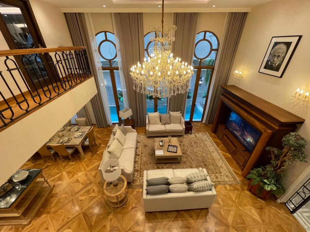 For SaleHouseSukhumvit, Asoke, Thonglor : A luxurious detached house for sale on Ekamai