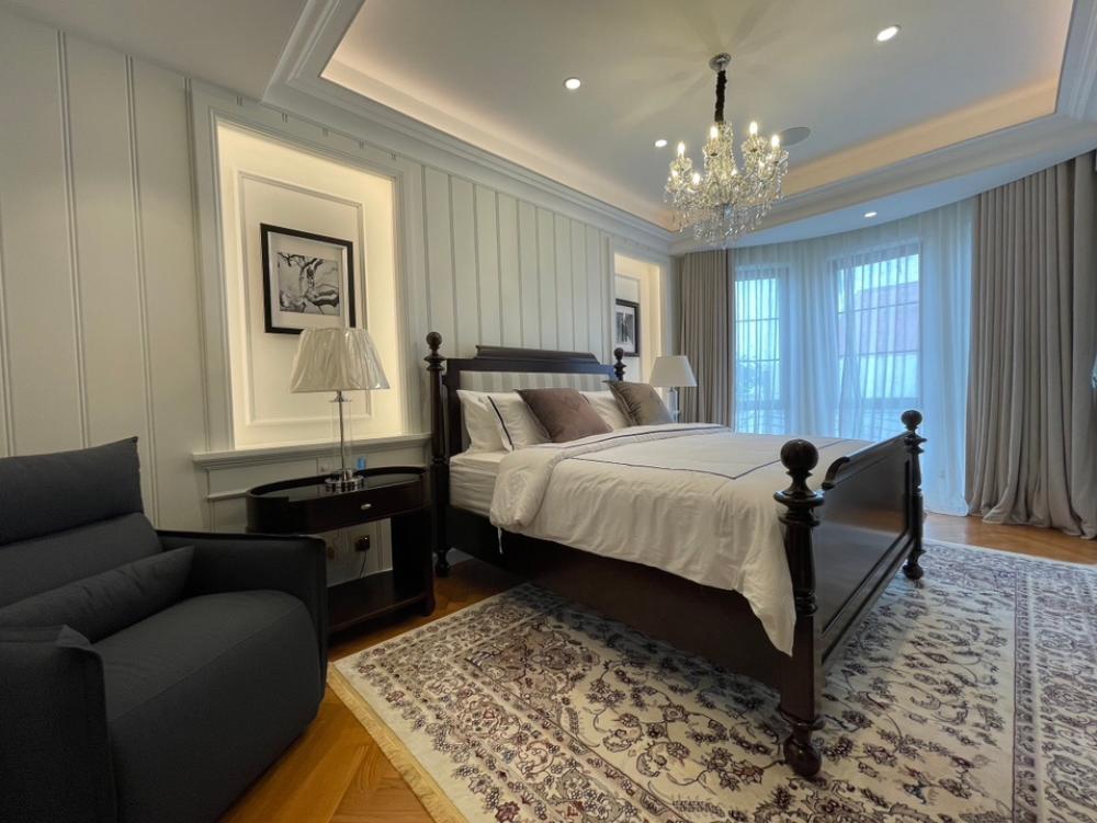 For SaleHouseSukhumvit, Asoke, Thonglor : A luxurious detached house for sale on Ekamai