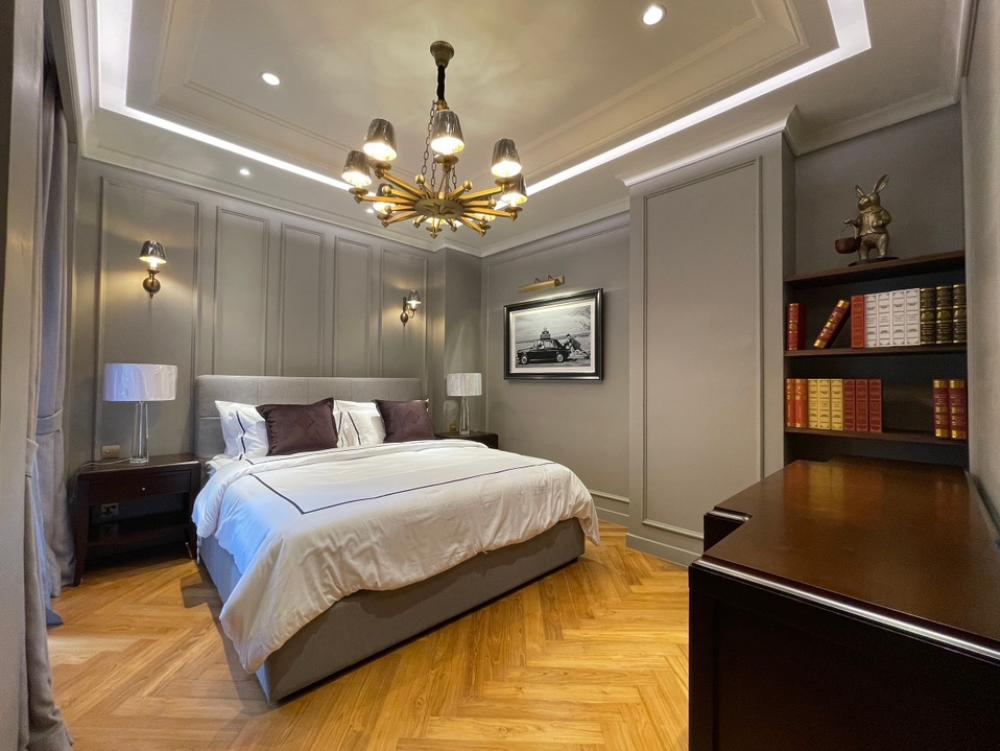 For SaleHouseSukhumvit, Asoke, Thonglor : A luxurious detached house for sale on Ekamai