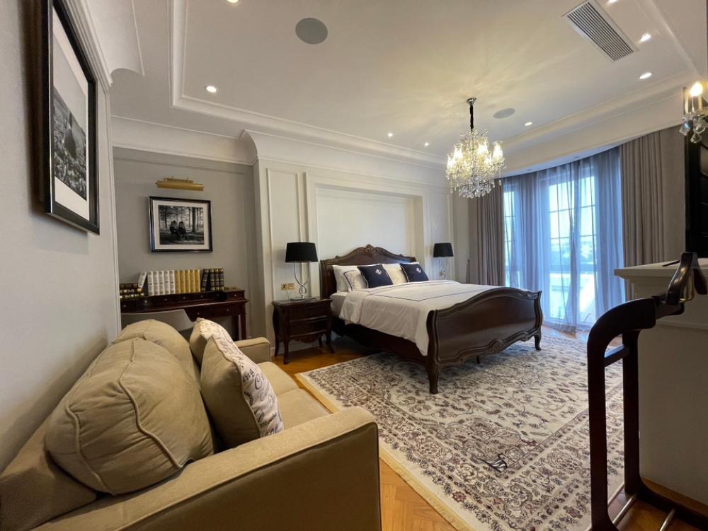 For SaleHouseSukhumvit, Asoke, Thonglor : A luxurious detached house for sale on Ekamai