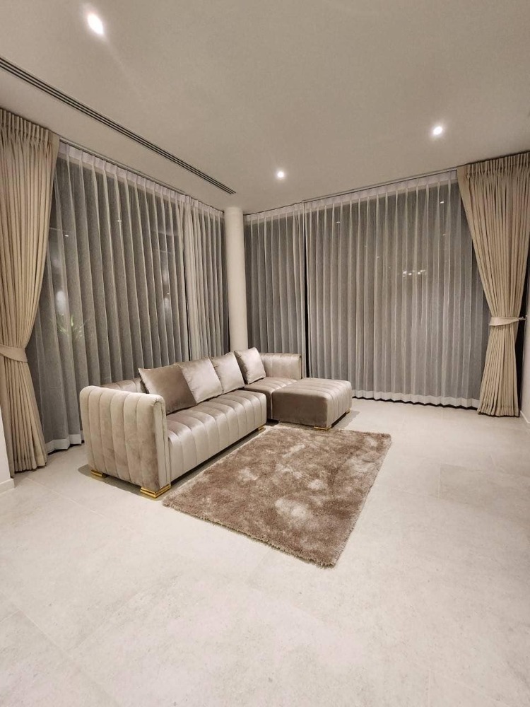 ให้เช่าบ้านพระราม 9 เพชรบุรีตัดใหม่ RCA : RH031624 ขาย/ให้เช่า บ้านเดี่ยวหรู 3ชั้น BuGaan Rama 9-Meng Jai เอกสิทธิ์เพียง 8 ยูนิต