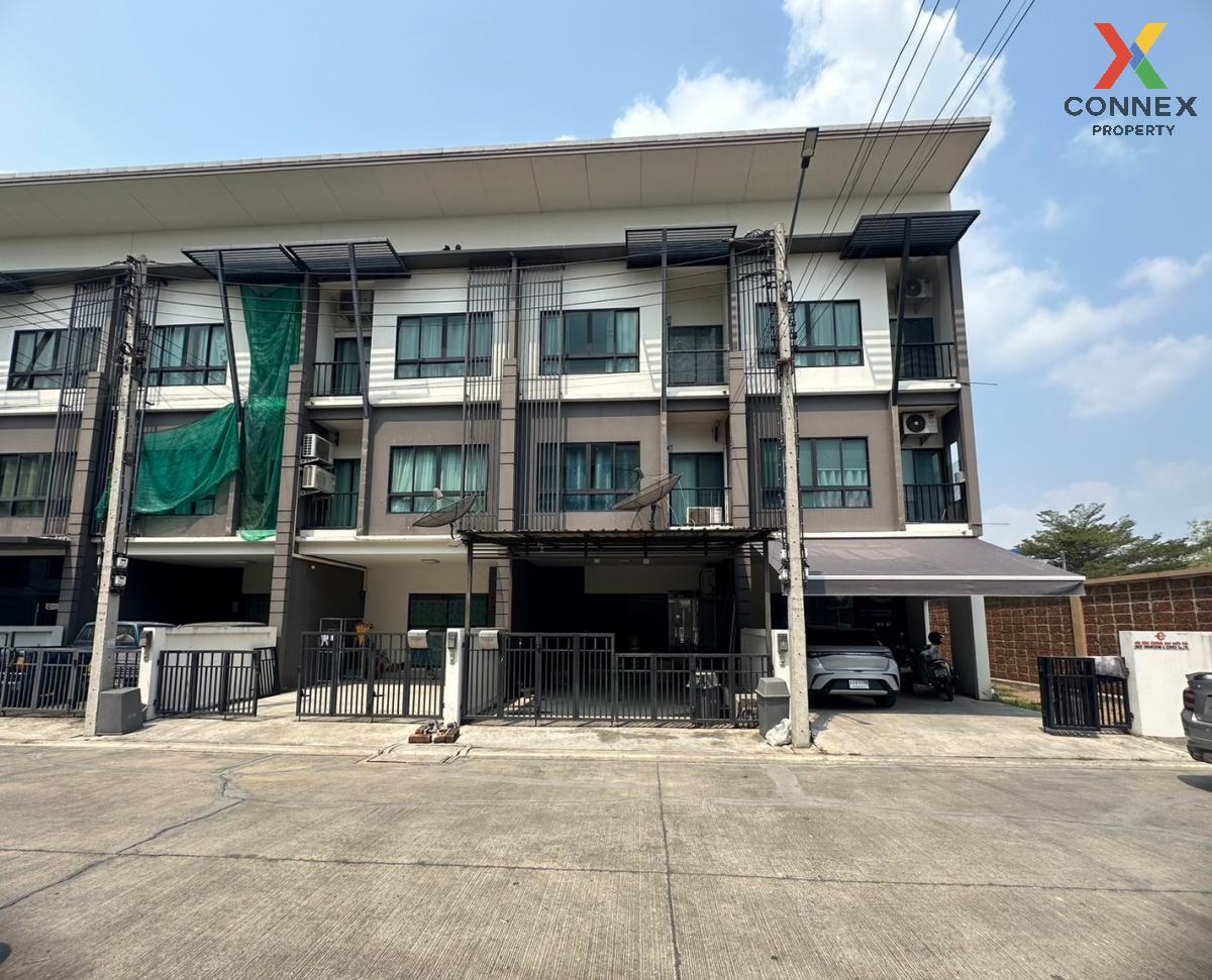 For SaleTownhomePathum Thani,Rangsit, Thammasat : For Sale Townhouse/Townhome  , Casa City Wongwaen-Lamlukka , Bueng Kham Phoi , Lam Luk Ka , Pathum Thani , CX-94261