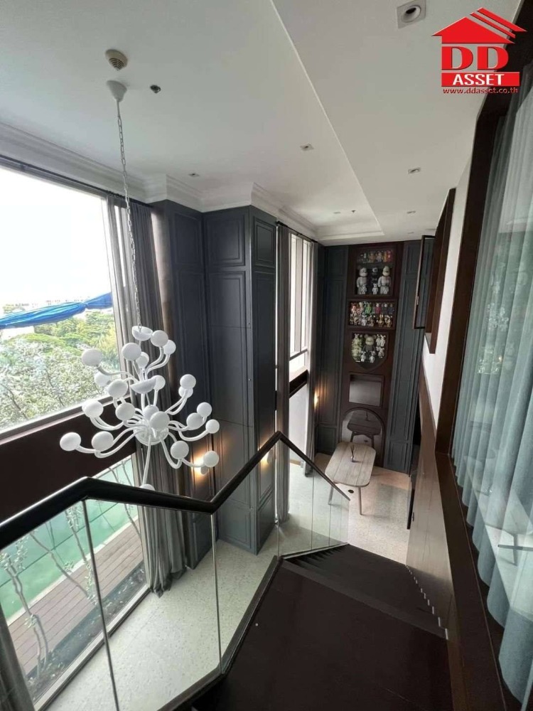 For SaleCondoSukhumvit, Asoke, Thonglor : Condo for sale, Ashton Morph, Sukhumvit 38, Duplex room, newly decorated, private pool, BTS Thonglor 350 m., code C8132.