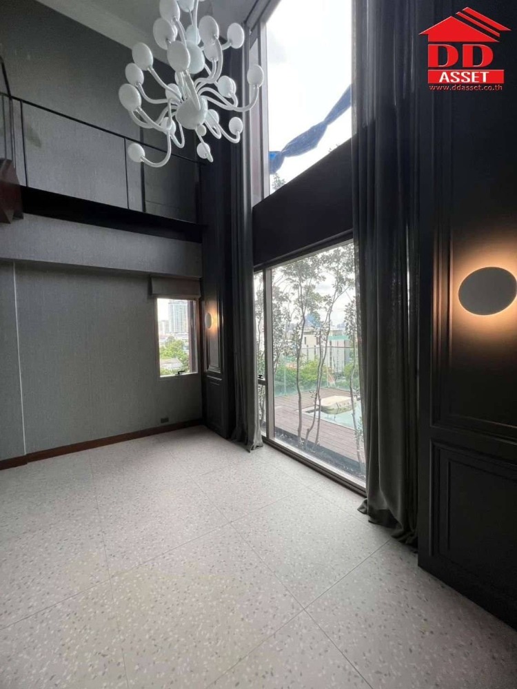 For SaleCondoSukhumvit, Asoke, Thonglor : Condo for sale, Ashton Morph, Sukhumvit 38, Duplex room, newly decorated, private pool, BTS Thonglor 350 m., code C8132.