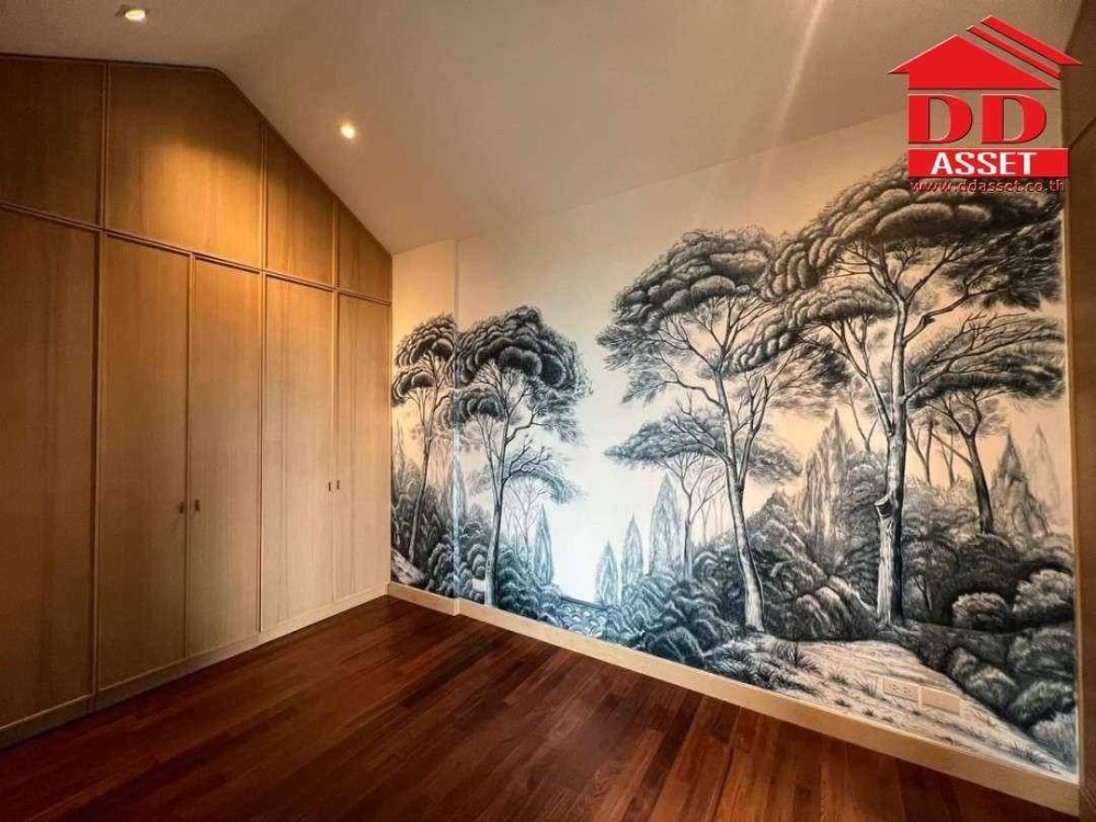 For SaleCondoSukhumvit, Asoke, Thonglor : Condo for sale, Ashton Morph, Sukhumvit 38, Duplex room, newly decorated, private pool, BTS Thonglor 350 m., code C8132.