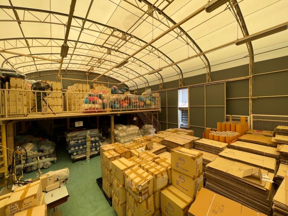 ให้เช่าโรงงานอยุธยา : โรงงาน สำนักงานและ โกดัง พื้นที่ประมาณ 2,429ตรม. ให้เช่า ในสวนอุตสาหกรรมโรจนะ อยุธยา โซน A