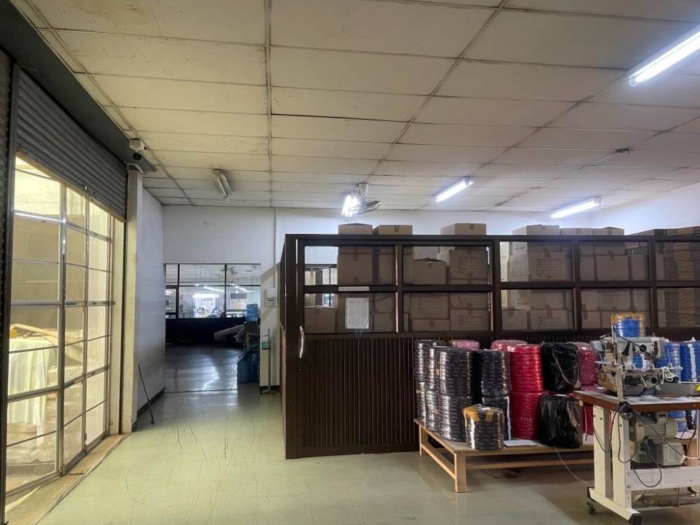 ให้เช่าโรงงานอยุธยา : โรงงาน สำนักงานและ โกดัง พื้นที่ประมาณ 2,429ตรม. ให้เช่า ในสวนอุตสาหกรรมโรจนะ อยุธยา โซน A